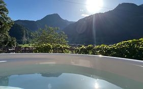 Romantic Private Superior Swiss Chalet With Hottub